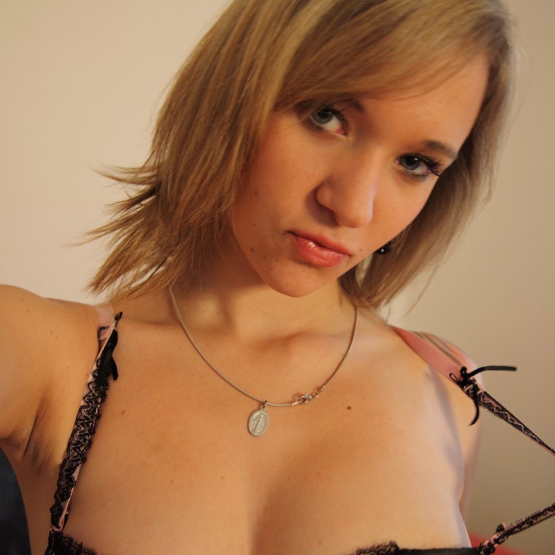 Serrena 24 Sensual escorts Harrington