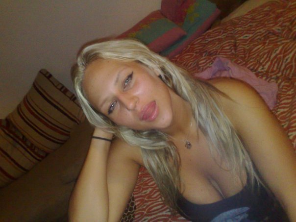 Renita 23 Prostitute Maytown